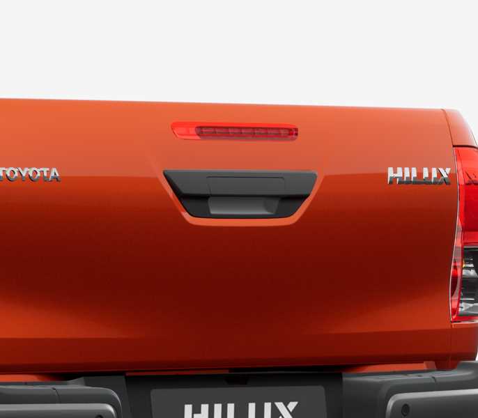 HILUX 2.4E 4×2 MT MLM